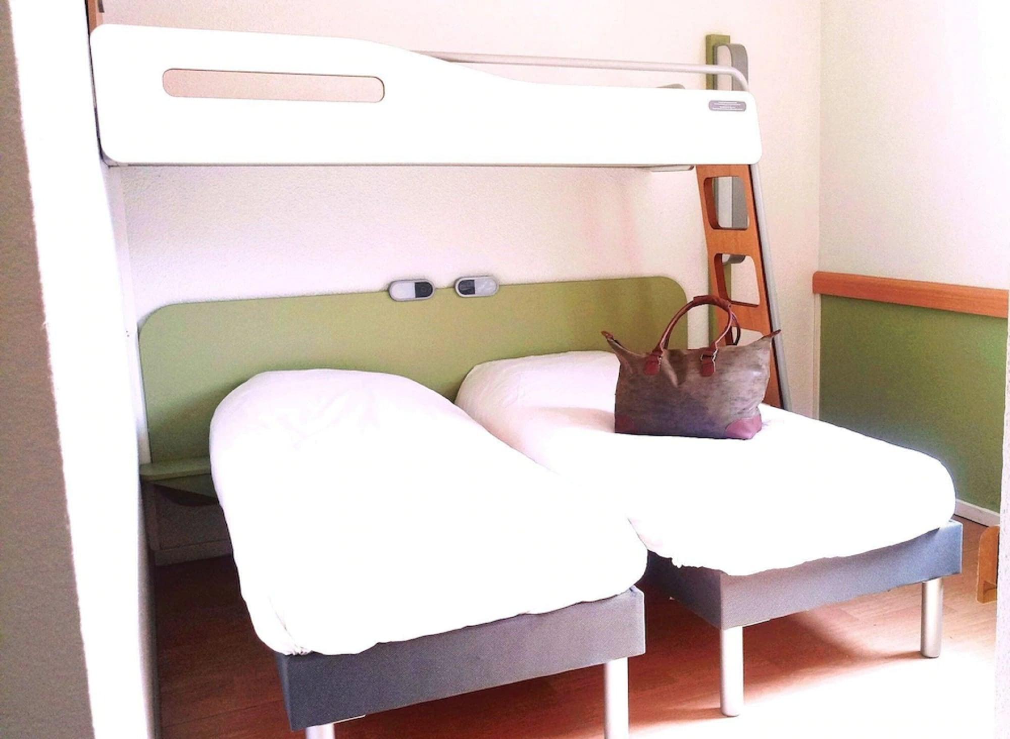 Ibis Budget Lille Gares Vieux-Лілль Екстер'єр фото