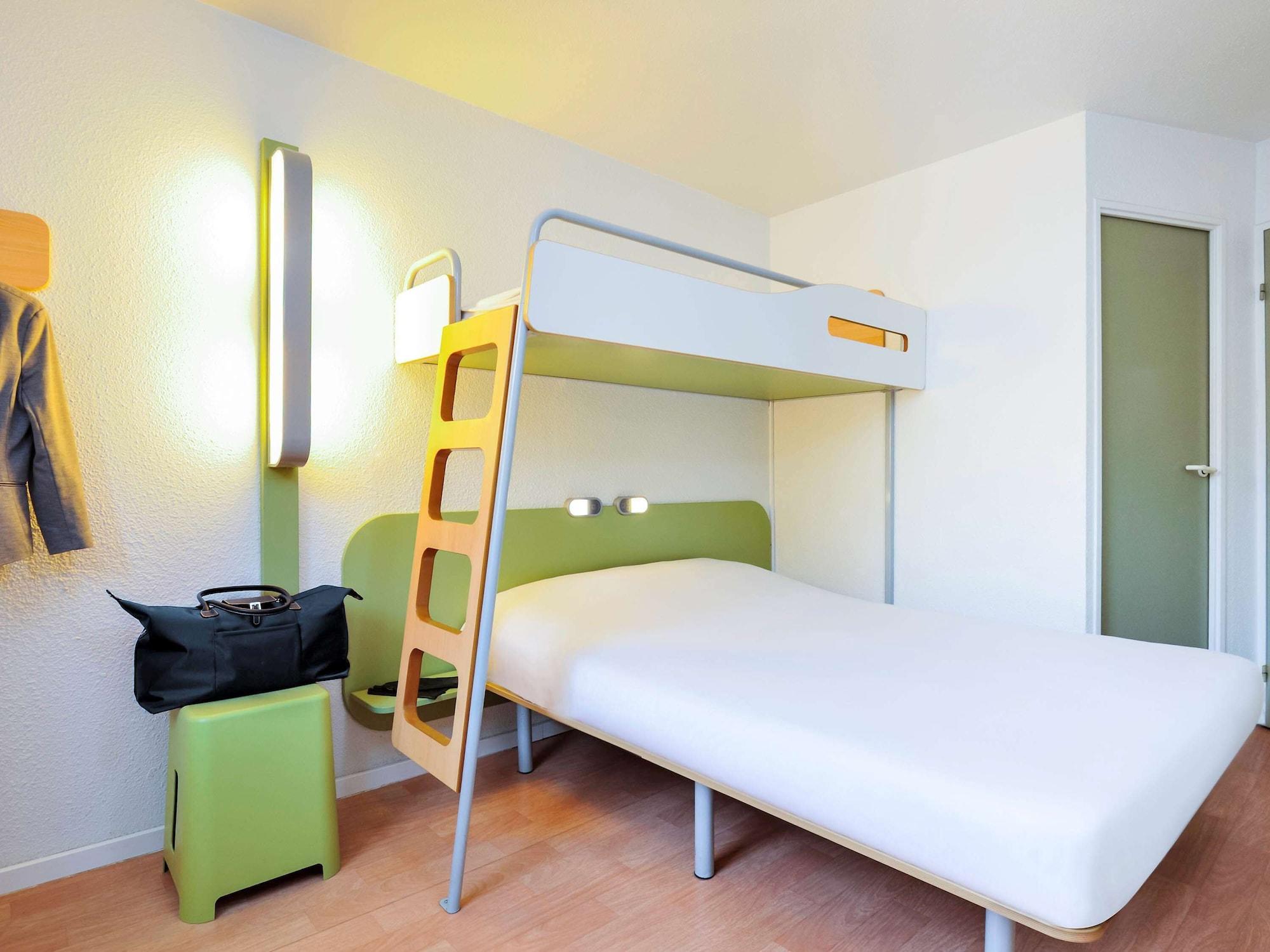 Ibis Budget Lille Gares Vieux-Лілль Екстер'єр фото