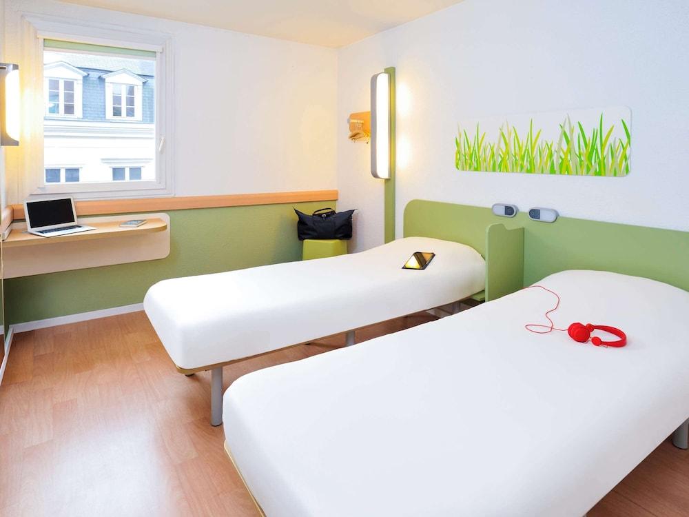 Ibis Budget Lille Gares Vieux-Лілль Екстер'єр фото