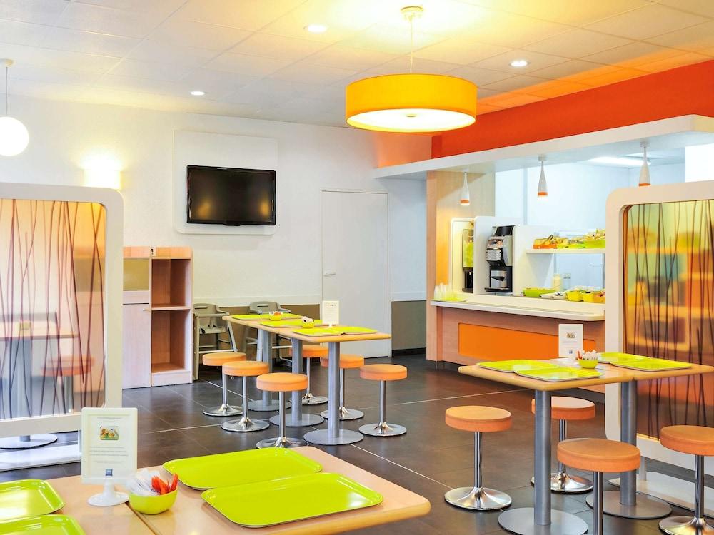 Ibis Budget Lille Gares Vieux-Лілль Екстер'єр фото