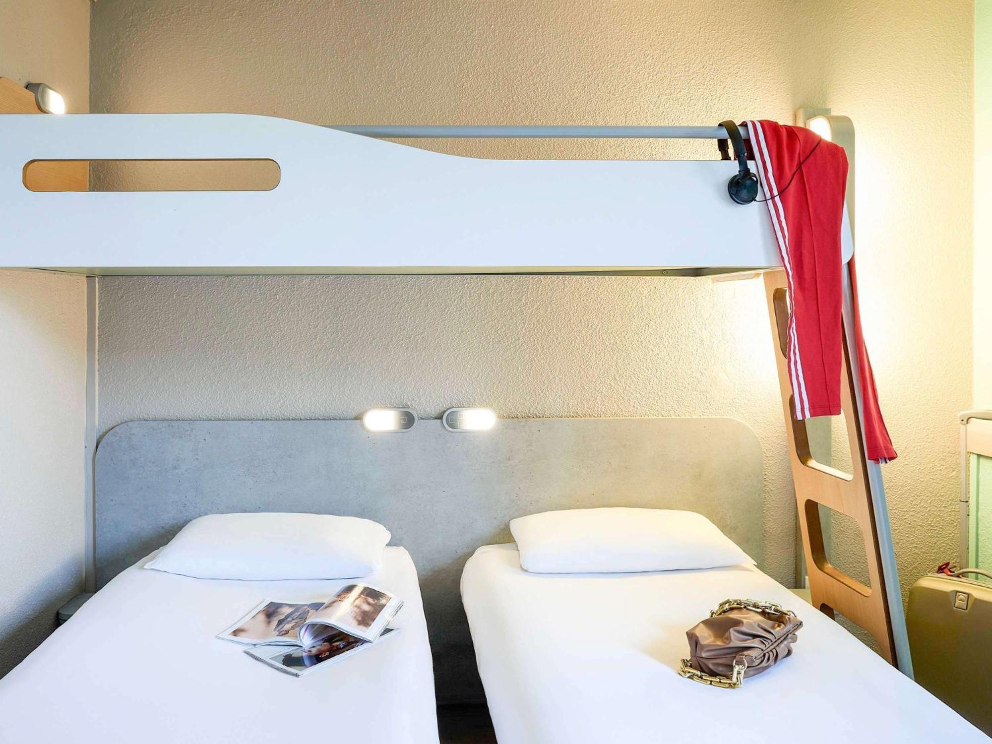 Ibis Budget Lille Gares Vieux-Лілль Екстер'єр фото